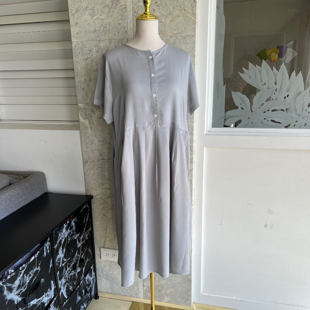0004/ CLEARANCE: Four Buttons Front Dress, Grey Color Dress